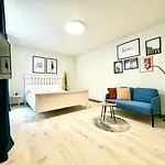 Chic Studio